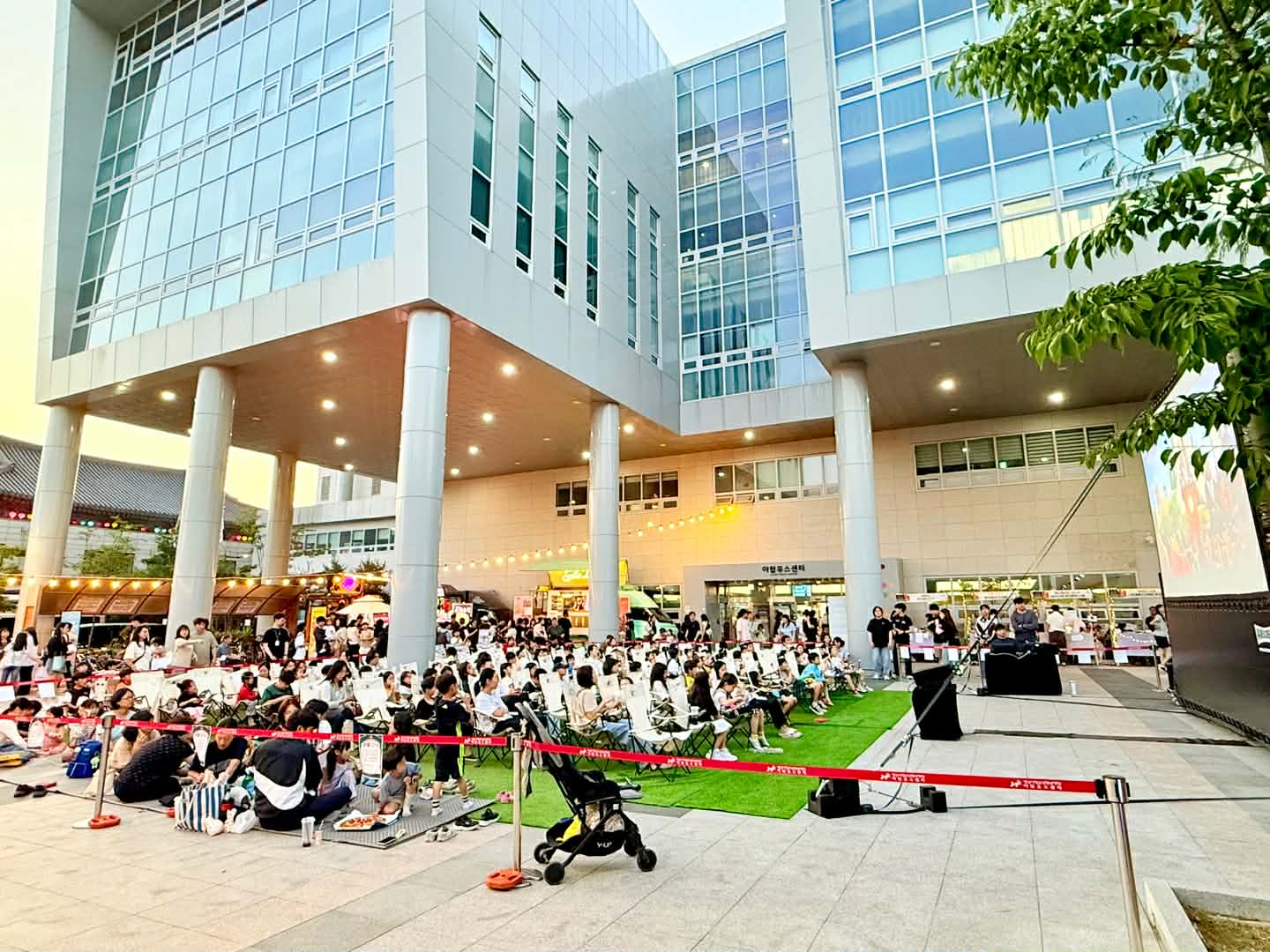 20260615 성남시청소년청년재단 야탑유스센터, 『풋풋 별빛축제-선셋 시네마』 성료.jpg